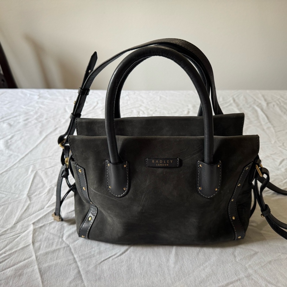 RADLEY LONDON Black Leather Convertible Satchel with Gold Hardware